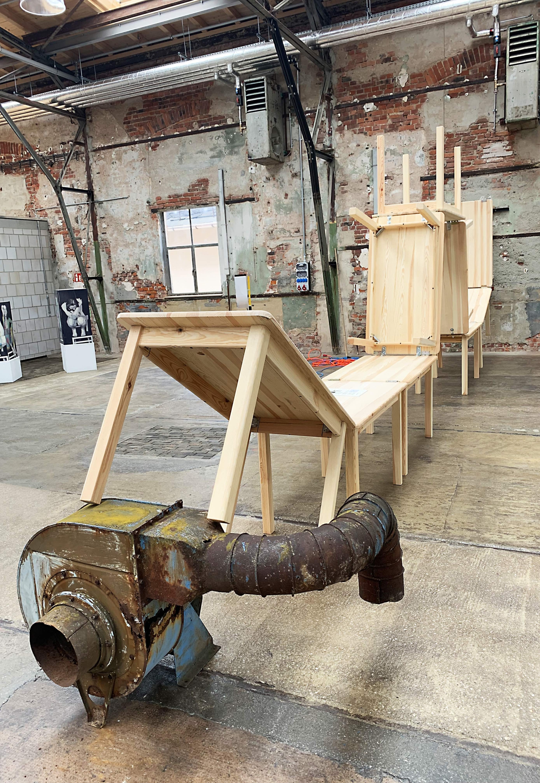 Hausmann Tabledance 1